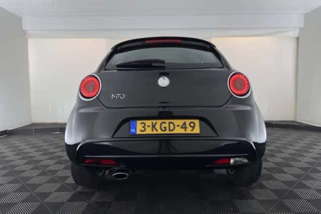 Alfa Romeo Mito (2013) thumbnail 6