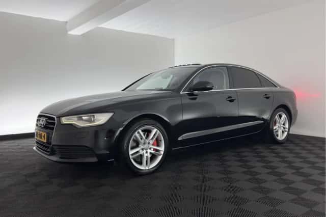 Audi A6 (2011) thumbnail 4