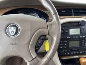 Jaguar X-Type (2001) thumbnail 15