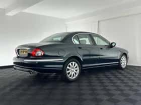 Jaguar X-Type (2001) thumbnail 6