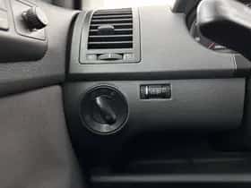 Volkswagen Polo (2007) thumbnail 16