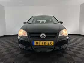 Volkswagen Polo (2007) thumbnail 3