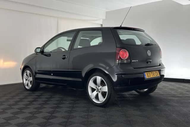 Volkswagen Polo (2007) thumbnail 5
