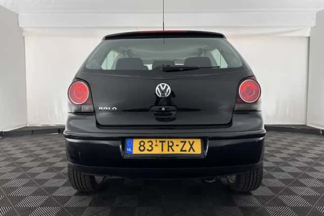 Volkswagen Polo (2007) thumbnail 6