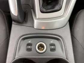 Ford Focus (2013) thumbnail 16