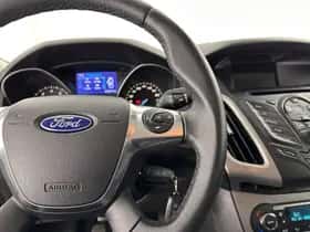 Ford Focus (2013) thumbnail 18