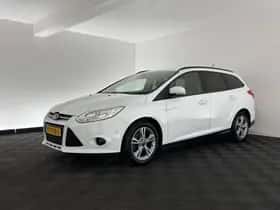 Ford Focus (2013) thumbnail 3
