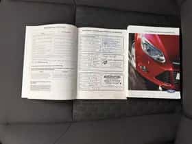 Ford Focus (2013) thumbnail 27