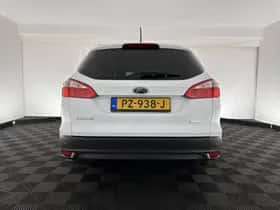 Ford Focus (2013) thumbnail 5