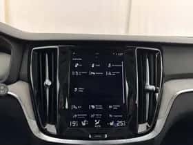 Volvo V60 (2021) thumbnail 17