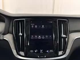 Volvo V60 (2021) thumbnail 18