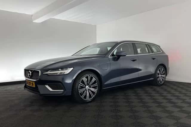 Volvo V60 (2021) thumbnail 4