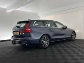 Volvo V60 (2021) thumbnail 7