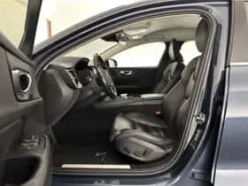Volvo V60 (2021) thumbnail 9