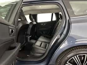 Volvo V60 (2021) thumbnail 10