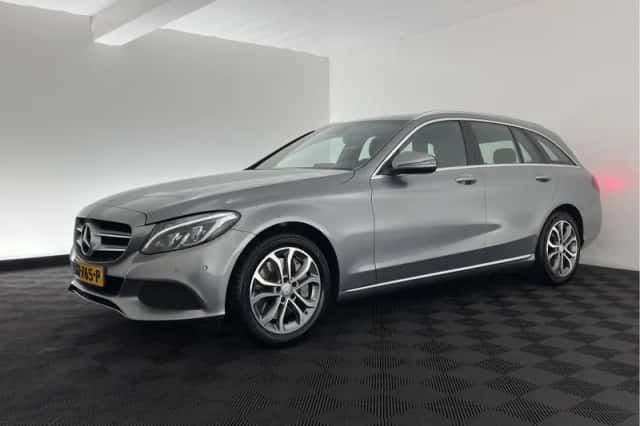Mercedes-Benz C-Klasse (2015) thumbnail 4