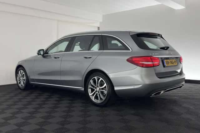Mercedes-Benz C-Klasse (2015) thumbnail 5