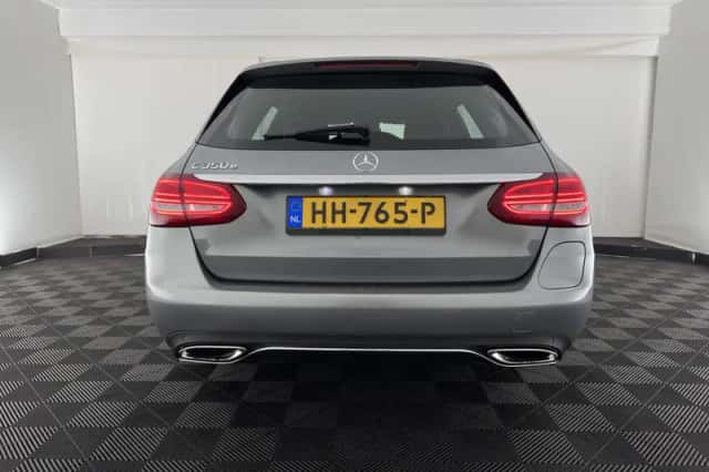 Mercedes-Benz C-Klasse (2015) thumbnail 6