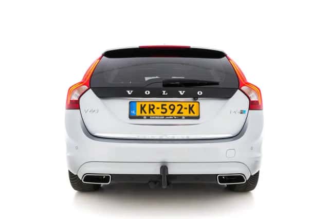 Volvo V60 (2016) thumbnail 5