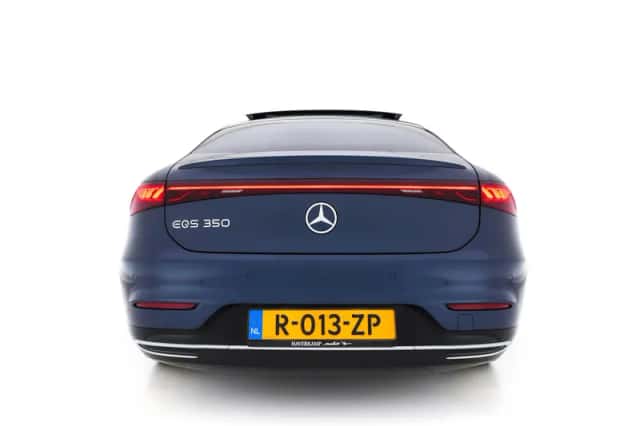 Mercedes-Benz EQS (2023) thumbnail 6