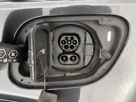 Land Rover Discovery Sport (2022) thumbnail 28