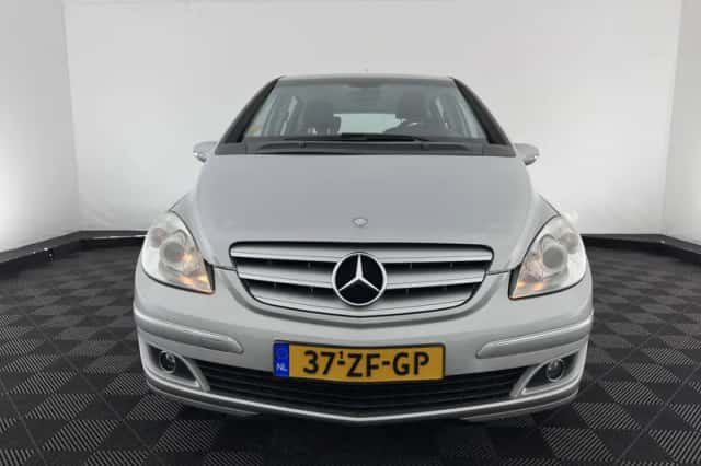 Mercedes-Benz B-Klasse (2008) thumbnail 3