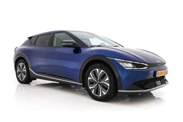 Kia EV6 (2022) thumbnail 1