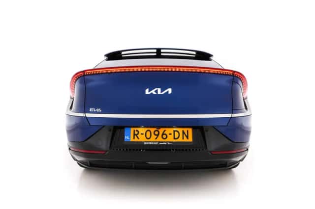 Kia EV6 (2022) thumbnail 6