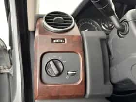Land Rover Discovery (2006) thumbnail 18