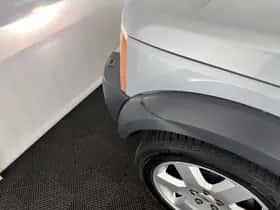 Land Rover Discovery (2006) thumbnail 31