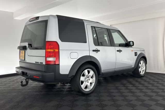Land Rover Discovery (2006) thumbnail 6