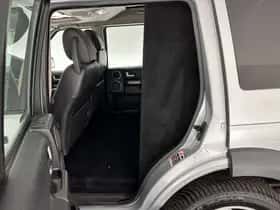 Land Rover Discovery (2006) thumbnail 9
