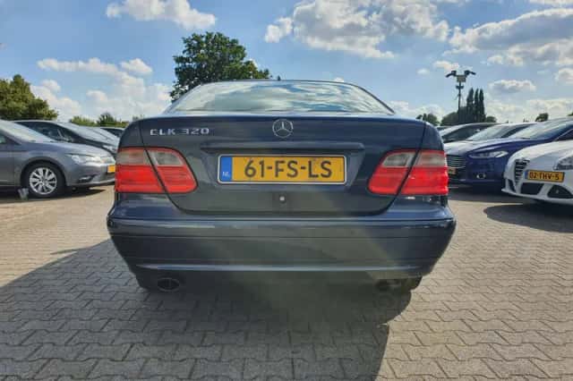 Mercedes-Benz CLK-Klasse (2000) thumbnail 5