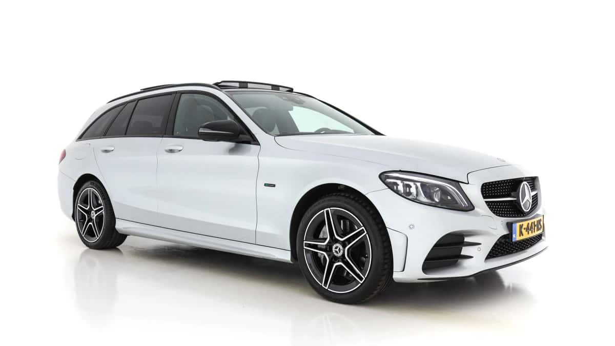 Mercedes-Benz C-Klasse (2021) — foto 1