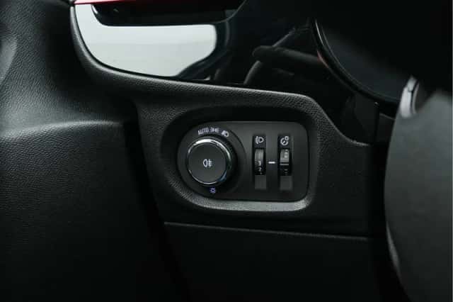 Opel Corsa (2022) thumbnail 22