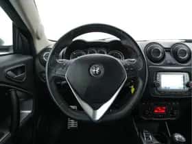 Alfa Romeo Mito (2016) thumbnail 17