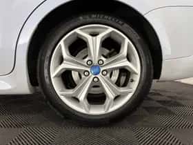 Ford S max (2012) thumbnail 22