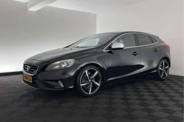 Volvo V40 (2014) thumbnail 4