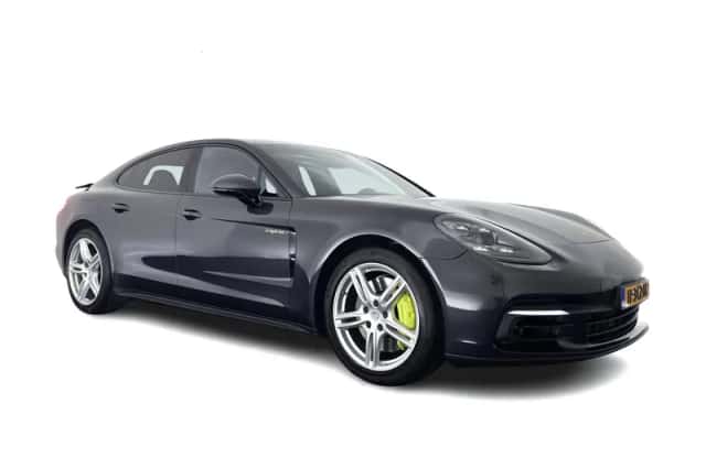 Porsche Panamera (2018) thumbnail 1