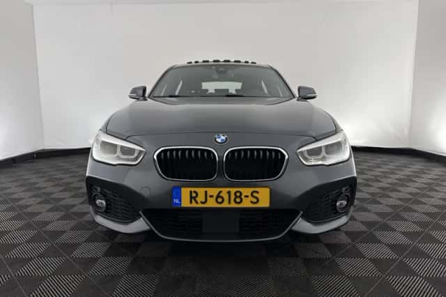 BMW 1-Serie (2017) thumbnail 3