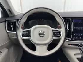 Volvo S90 (2018) thumbnail 22