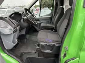 Ford Transit (2019) thumbnail 28