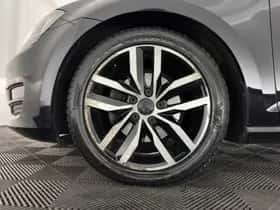 Volkswagen Golf (2014) thumbnail 25