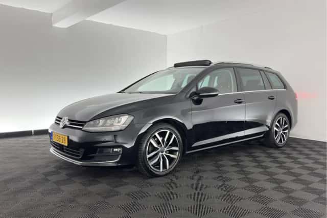 Volkswagen Golf (2014) thumbnail 4
