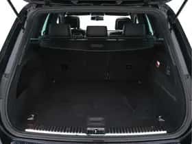 Volkswagen Touareg (2013) thumbnail 12