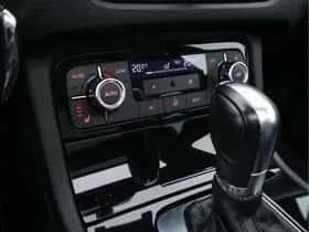 Volkswagen Touareg (2013) thumbnail 15