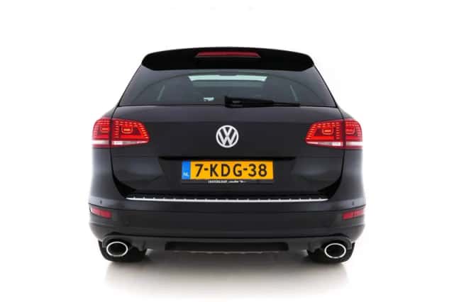 Volkswagen Touareg (2013) thumbnail 6