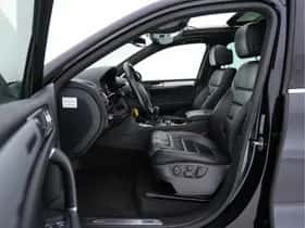 Volkswagen Touareg (2013) thumbnail 10