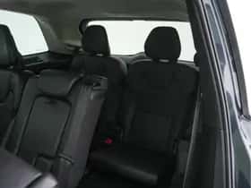 Volvo XC90 (2015) thumbnail 11