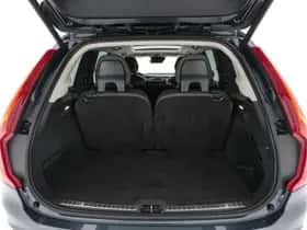 Volvo XC90 (2015) thumbnail 12